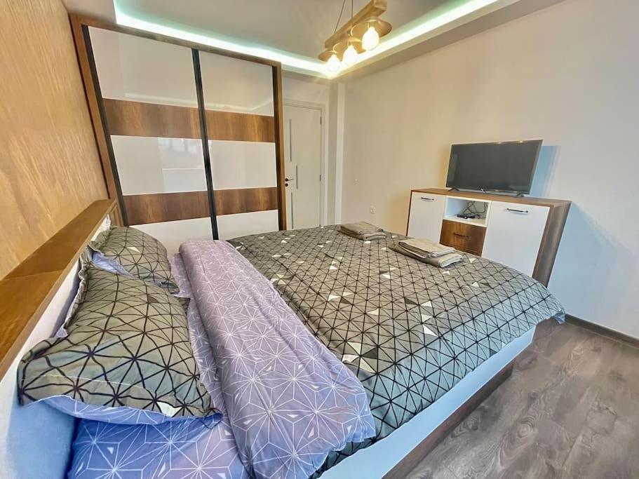 Hidden Treasure Apartment Varna ภายนอก รูปภาพ