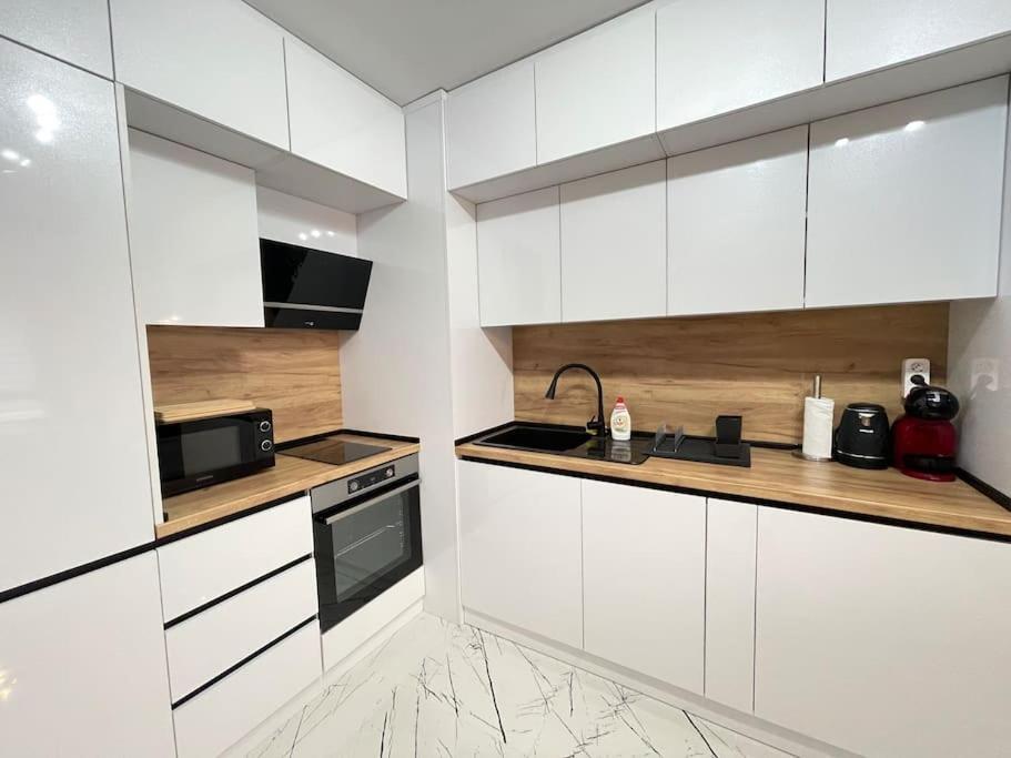 Hidden Treasure Apartment Varna ภายนอก รูปภาพ